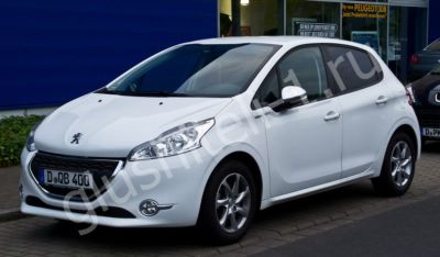 Купить глушитель, катализатор, пламегаситель Peugeot 208 в Москве